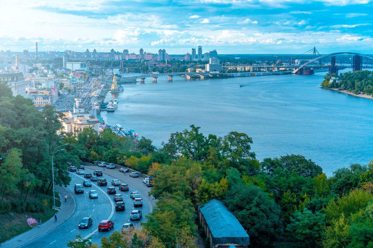 https://www.oleksandr-vasiuk.com/wp-content/uploads/2022/12/location.jpeg