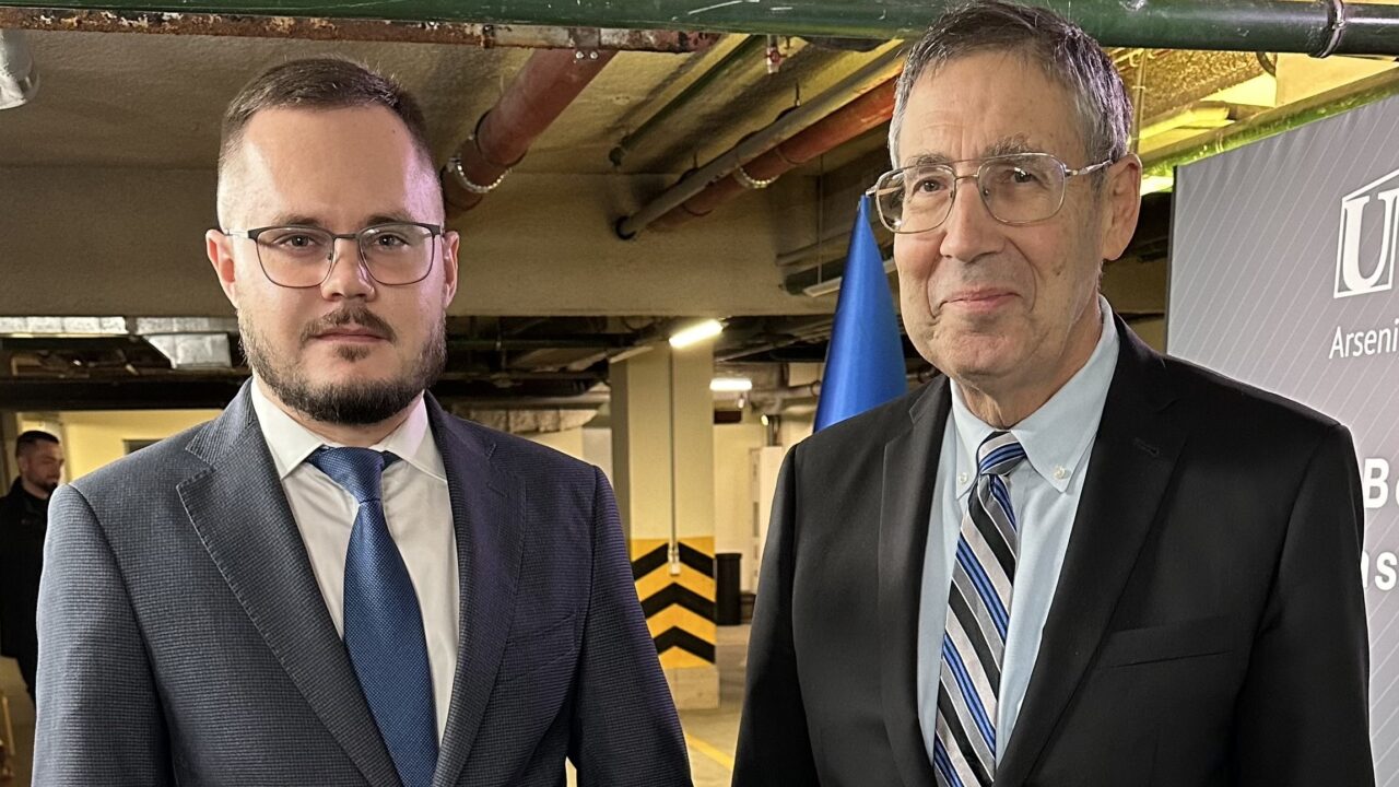 Олександр Васюк провів зустріч з директором Центру Євразії Атлантичної Ради Джоном Гербстом