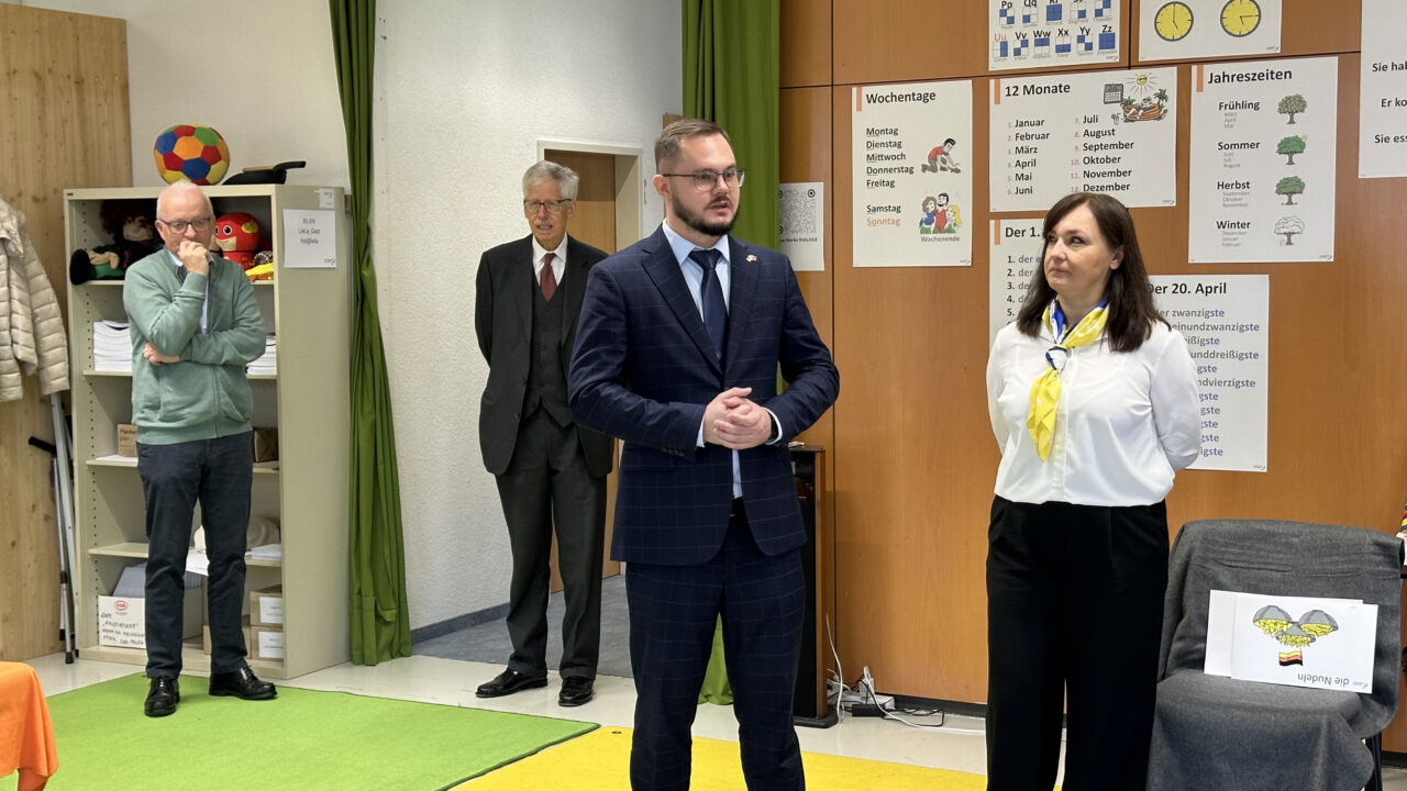 Oleksandr Vasiuk visited the language training center for Ukrainian refugees in Liechtenstein